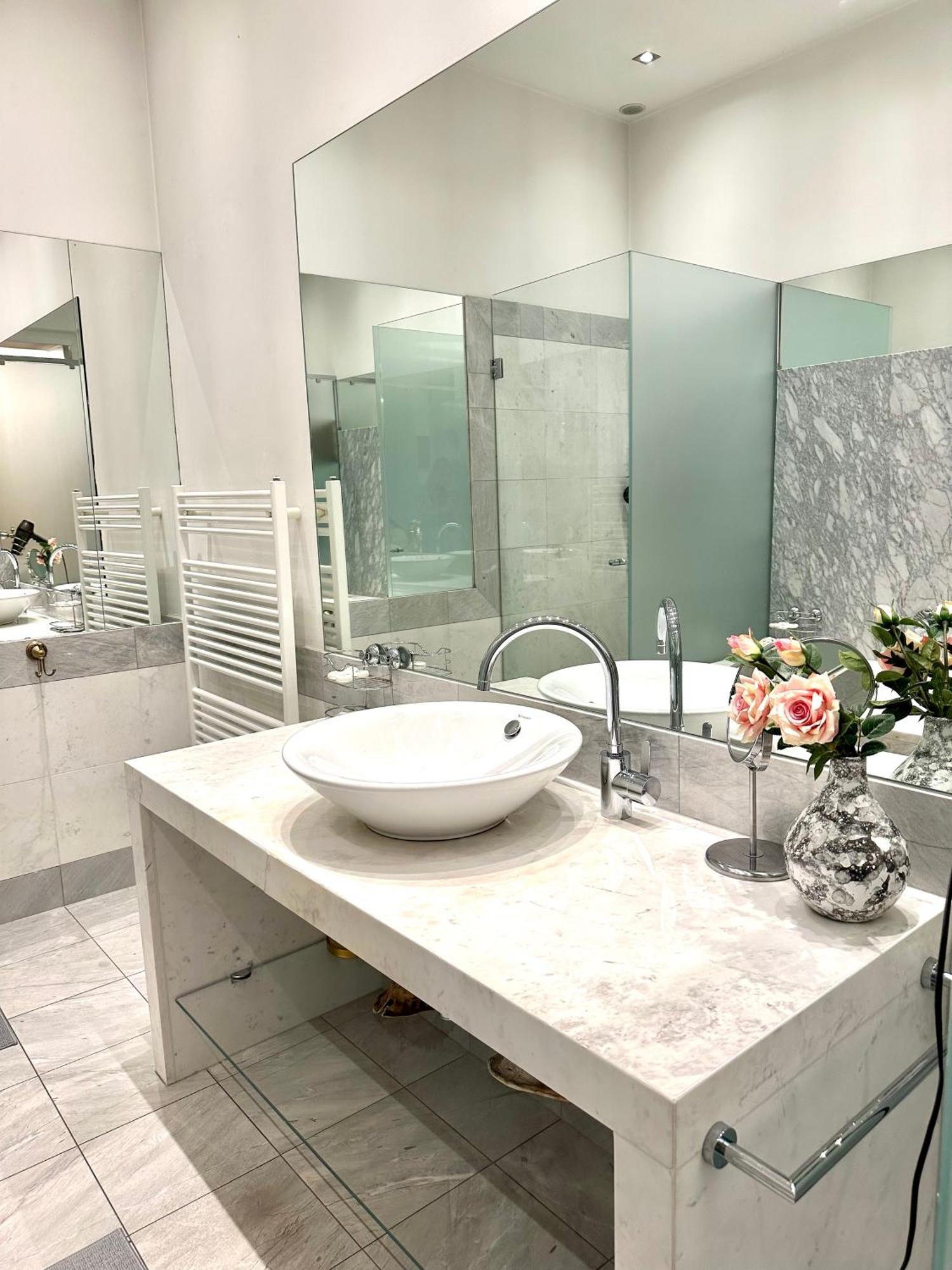 Sisi Apartment 103 M2 Відень Екстер'єр фото